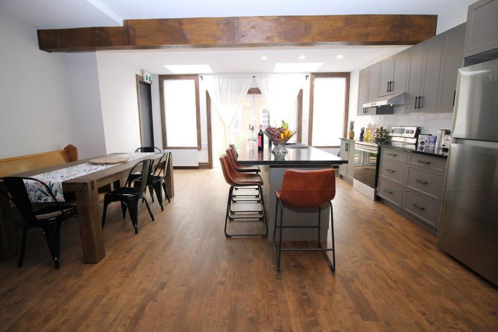 Apartament Charm & Luxury Vacation Headquarters To Downtown! Montreal Zewnętrze zdjęcie