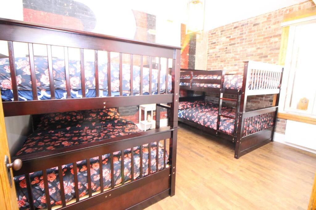 Apartament Charm & Luxury Vacation Headquarters To Downtown! Montreal Zewnętrze zdjęcie
