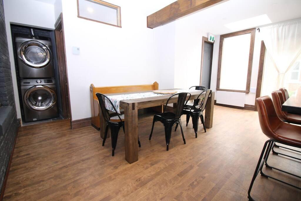 Apartament Charm & Luxury Vacation Headquarters To Downtown! Montreal Zewnętrze zdjęcie