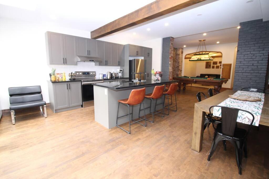 Apartament Charm & Luxury Vacation Headquarters To Downtown! Montreal Zewnętrze zdjęcie