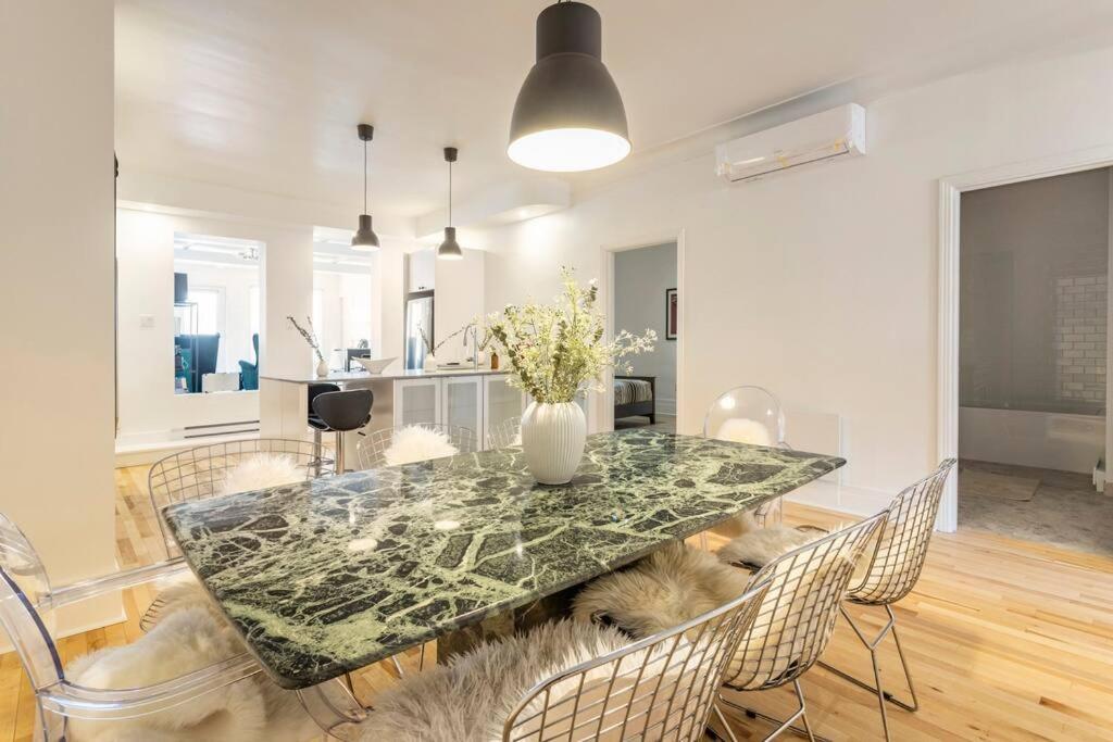 Apartament Charm & Luxury Vacation Headquarters To Downtown! Montreal Zewnętrze zdjęcie